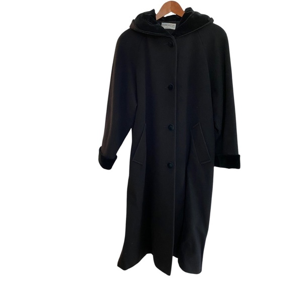 Forecaster of Boston Gorgeous wool Long Black Coat With Velvet Hood & cuffs 10
C - Picture 1 of 11